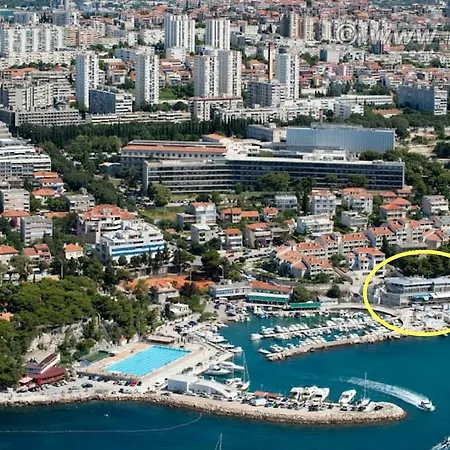 Marina Bay Zenta Luxury 4*