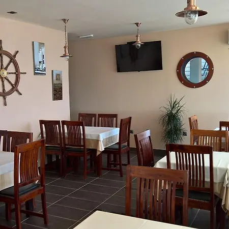 Marina Bay Zenta Luxury 4* Guest house