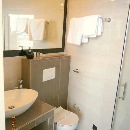 Marina Bay Zenta Luxury 4* Guest house Split
