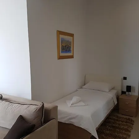 Marina Bay Zenta Luxury 4* Guest house Split