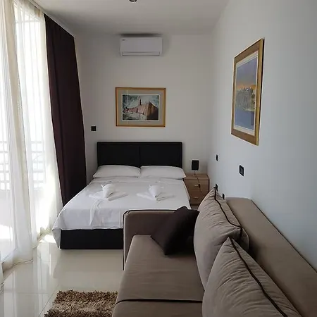 Marina Bay Zenta Luxury 4* Guest house 4*