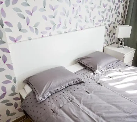 Marina Bay Zenta Luxury 4* 4*